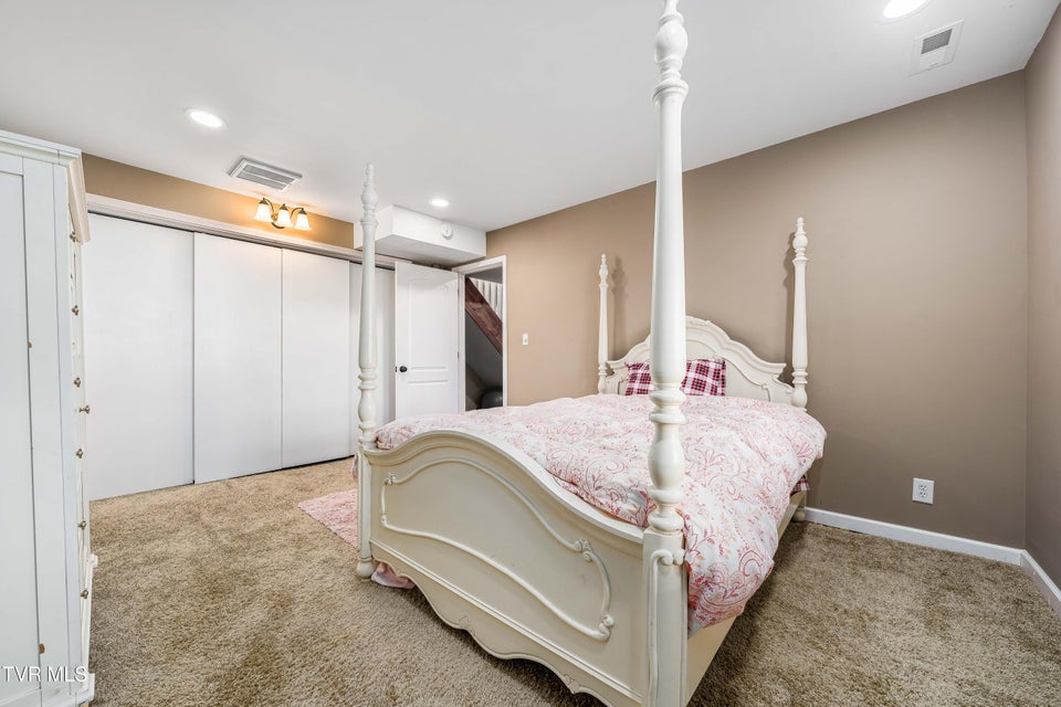 Photo #40: 120 Hicks Road