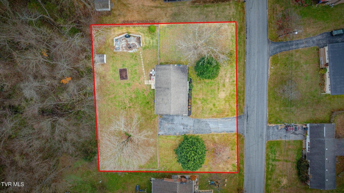 Photo #38: 237 Paramount Drive