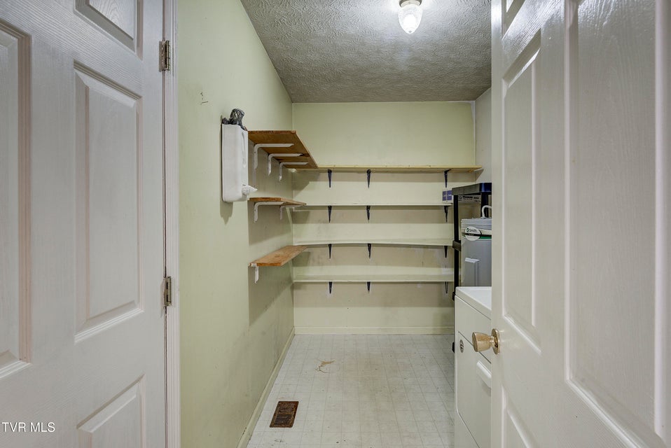 Photo #17: 168 Sycamore Drive