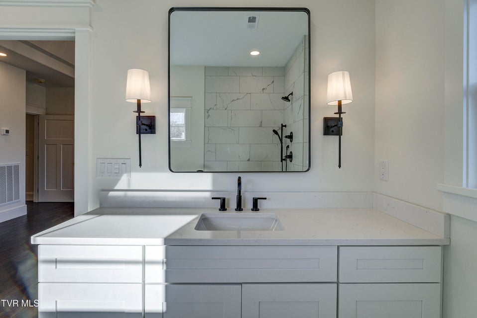 Photo #51: 1217 Brumit Field