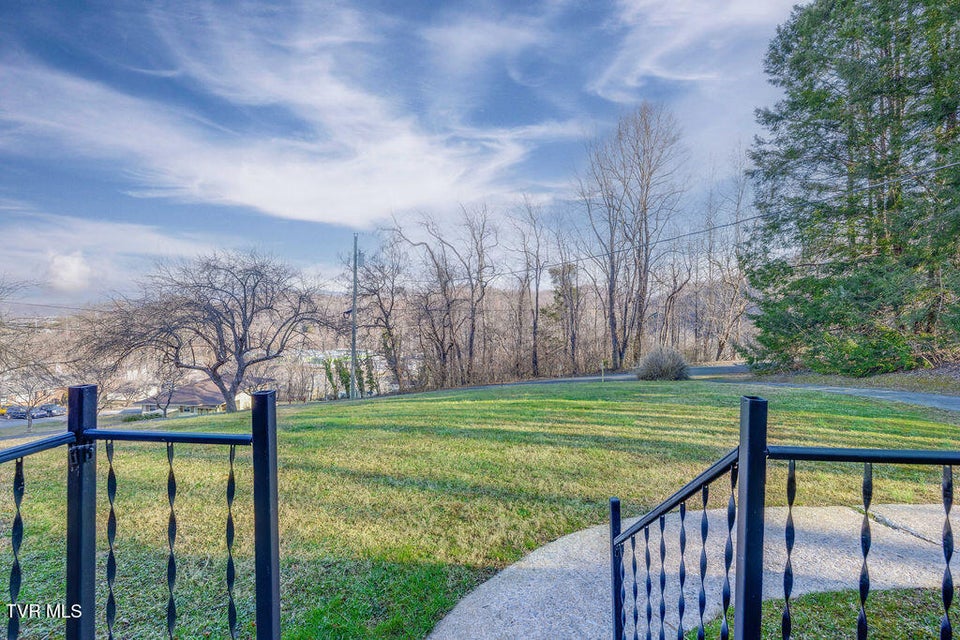 Photo #5: 113 Sunny Acres 