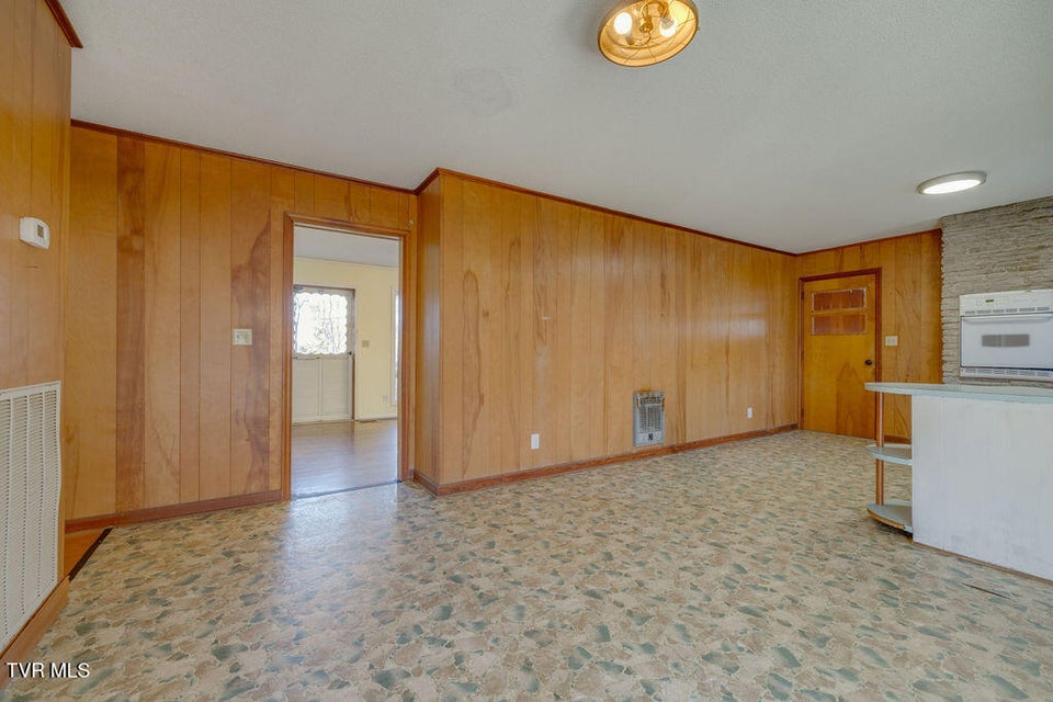 Photo #11: 113 Sunny Acres 