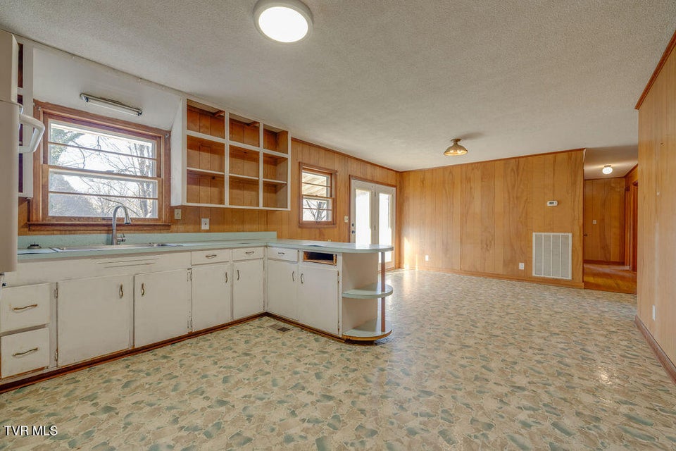 Photo #13: 113 Sunny Acres 