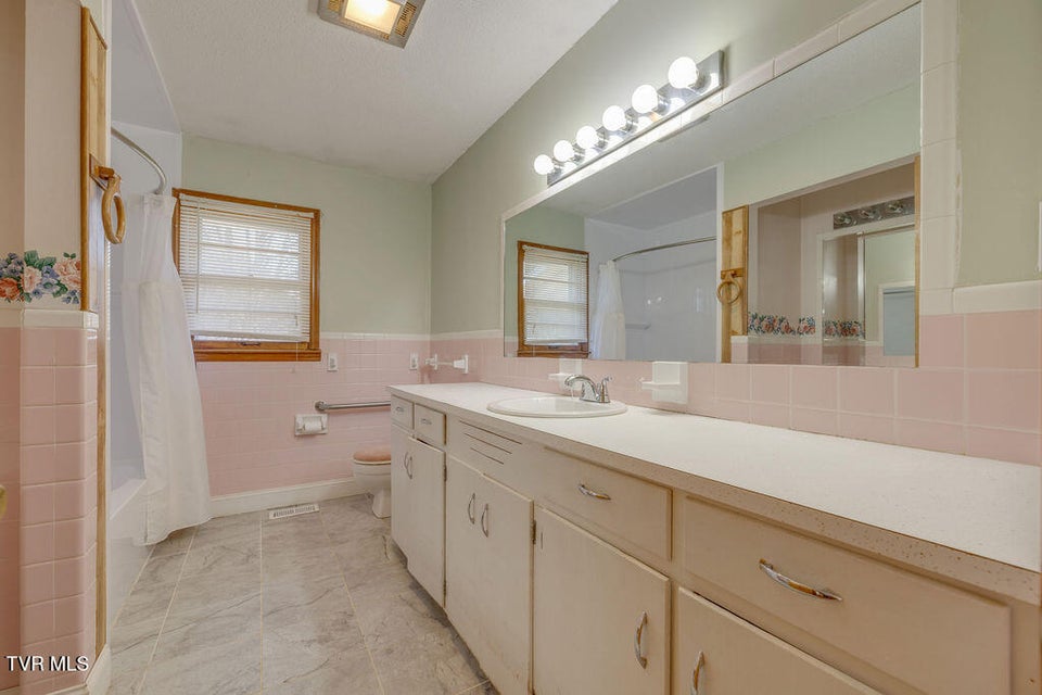 Photo #14: 113 Sunny Acres 