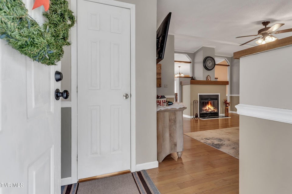 Photo #5: 309 Sammons Pvt Drive