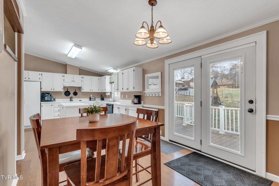 Photo #14: 309 Sammons Pvt Drive