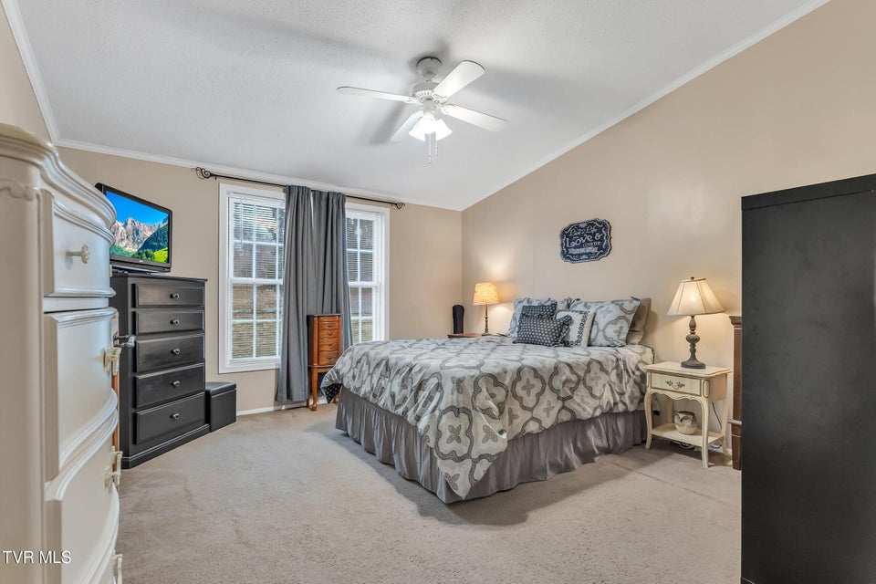 Photo #16: 309 Sammons Pvt Drive