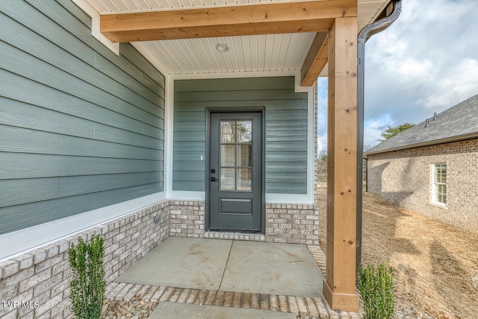 Photo #6: 207 Monroe Drive