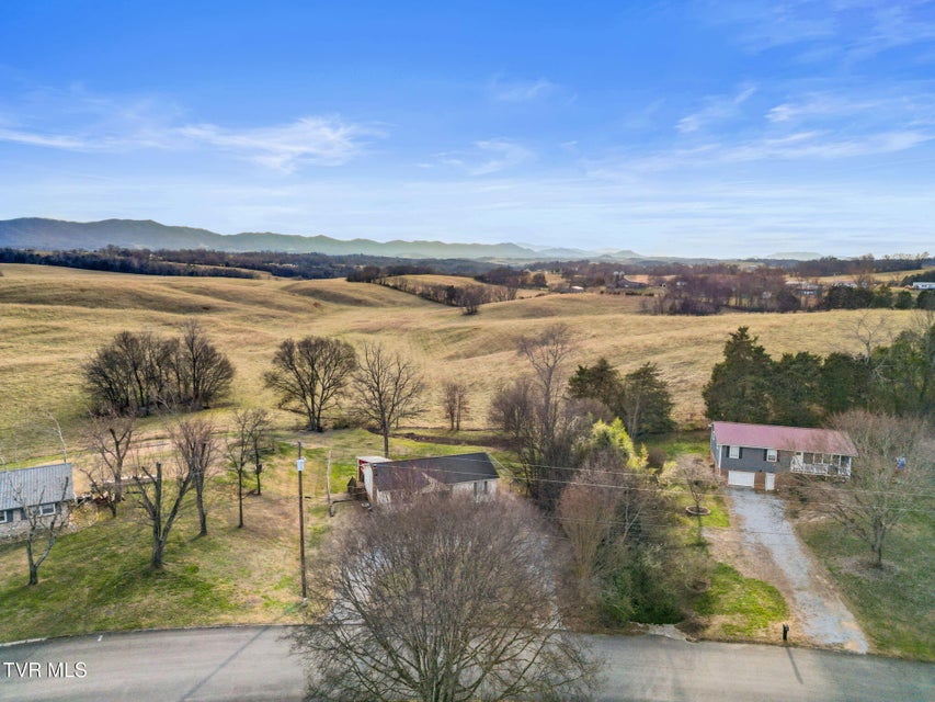 Photo #37: 255 Sioux Trail