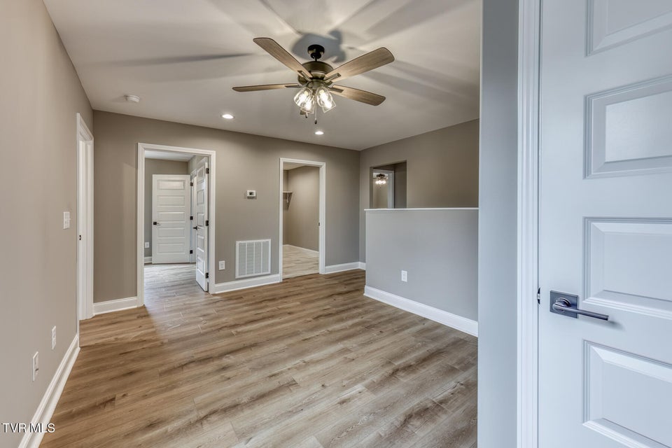 Photo #21: 207 Monroe Drive