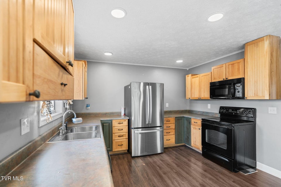 Photo #9: 255 Sioux Trail