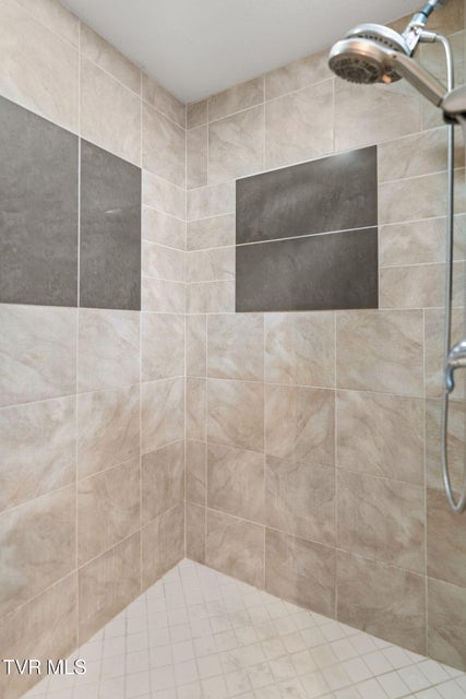 Photo #27: 255 Sioux Trail