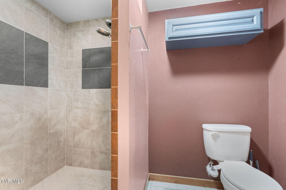 Photo #28: 255 Sioux Trail