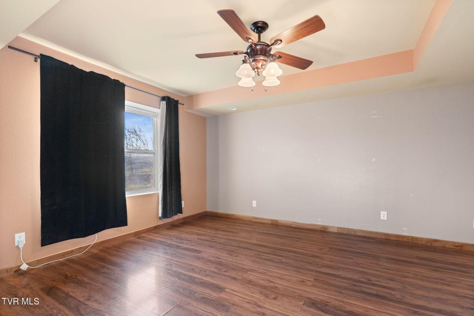 Photo #32: 255 Sioux Trail