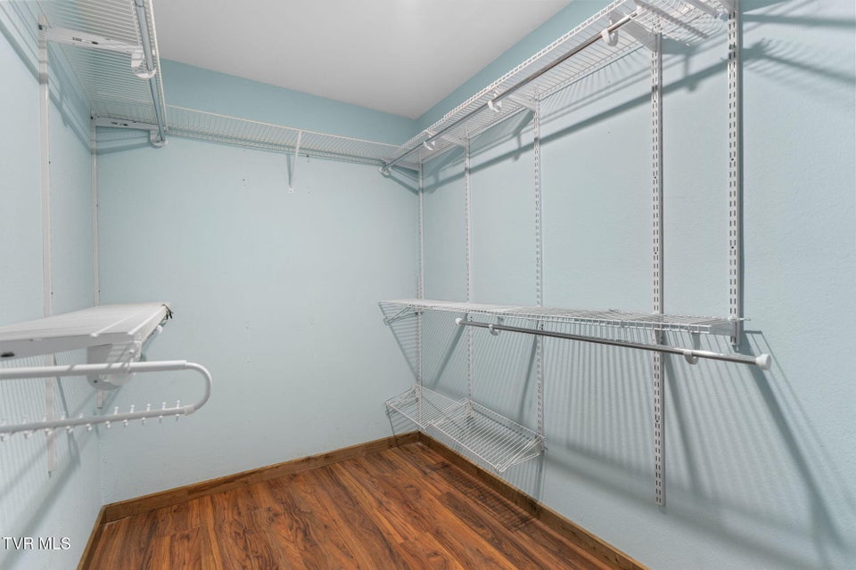 Photo #35: 255 Sioux Trail