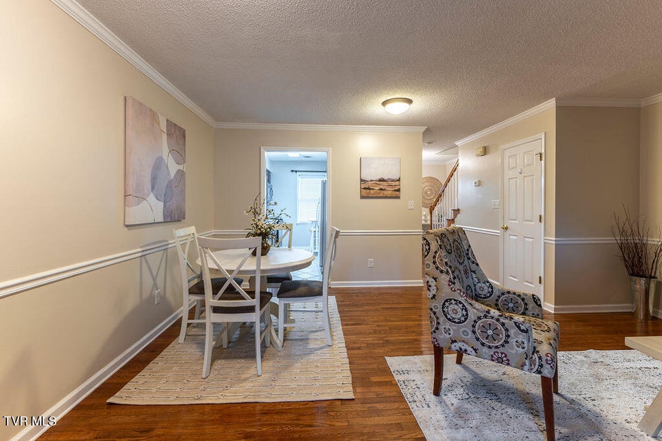 Photo #10: 400 Sunset Dr 