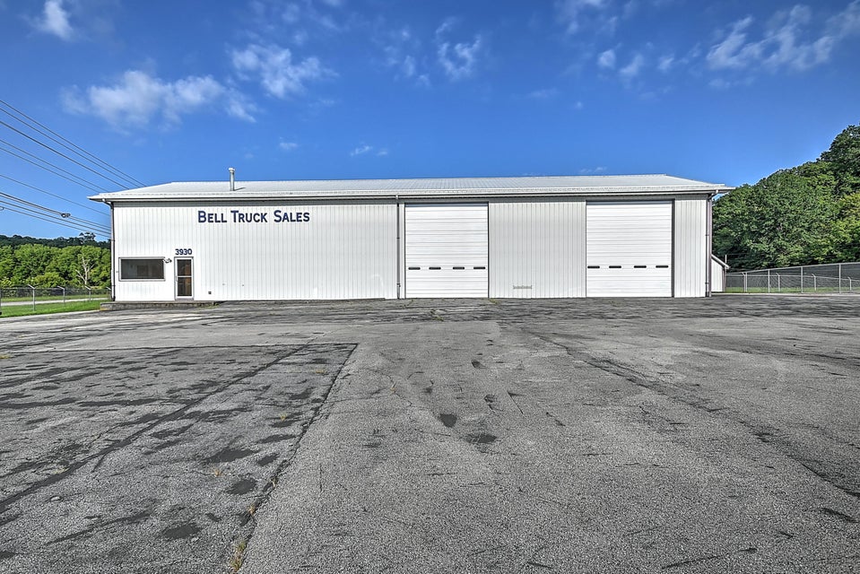 Photo #37: 3930 Stone Drive