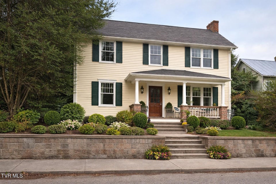 Photo #2: 138 Park Street