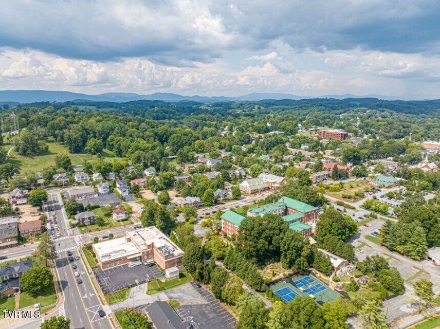 Photo #45: 224 Mason Place