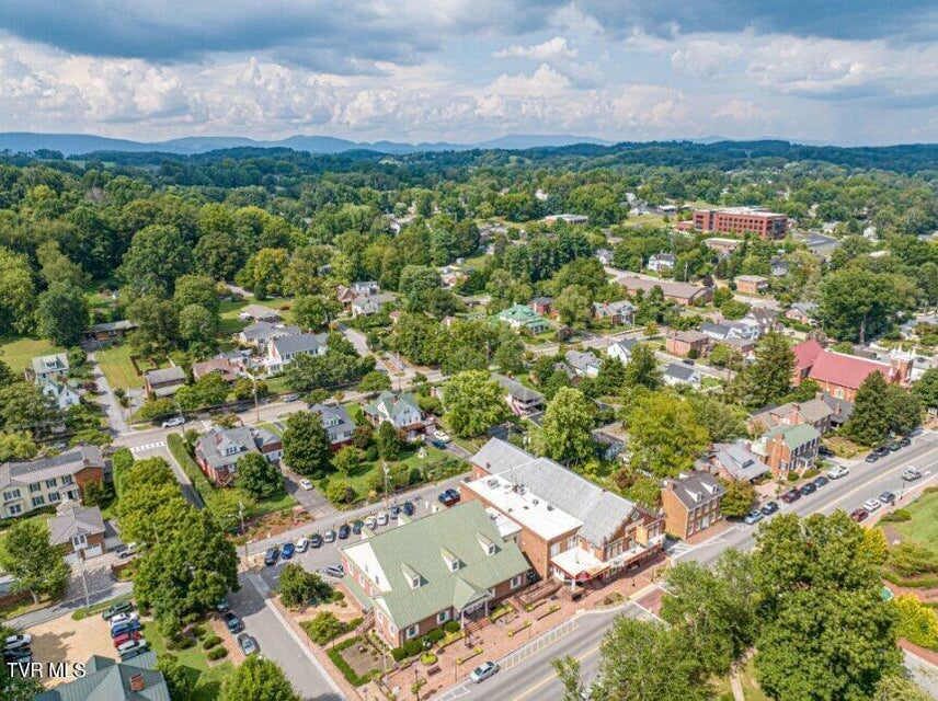 Photo #47: 224 Mason Place