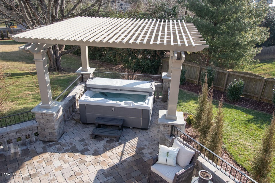 Photo #27: 224 Mason Place