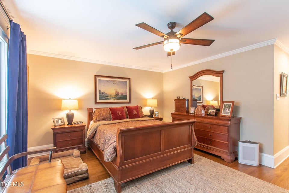 Photo #15: 224 Mason Place