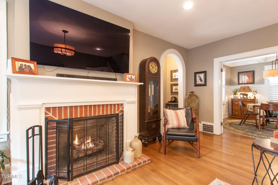 Photo #3: 224 Mason Place