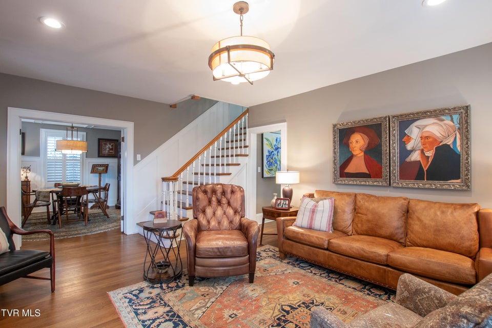 Photo #4: 224 Mason Place