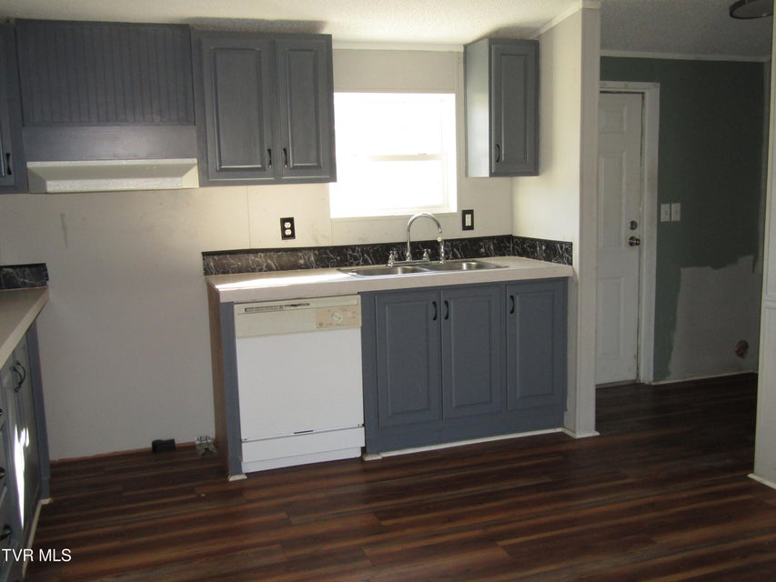 Photo #7: 1000 Hwy 66 