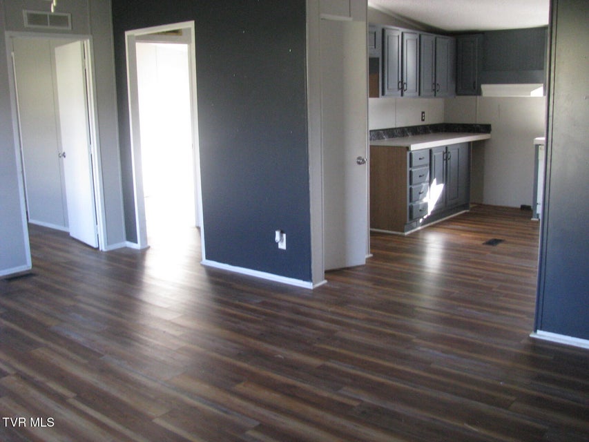 Photo #6: 1000 Hwy 66 