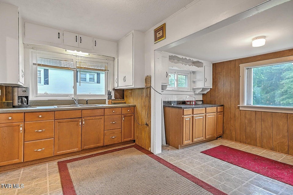 Photo #18: 208 Gravely Road