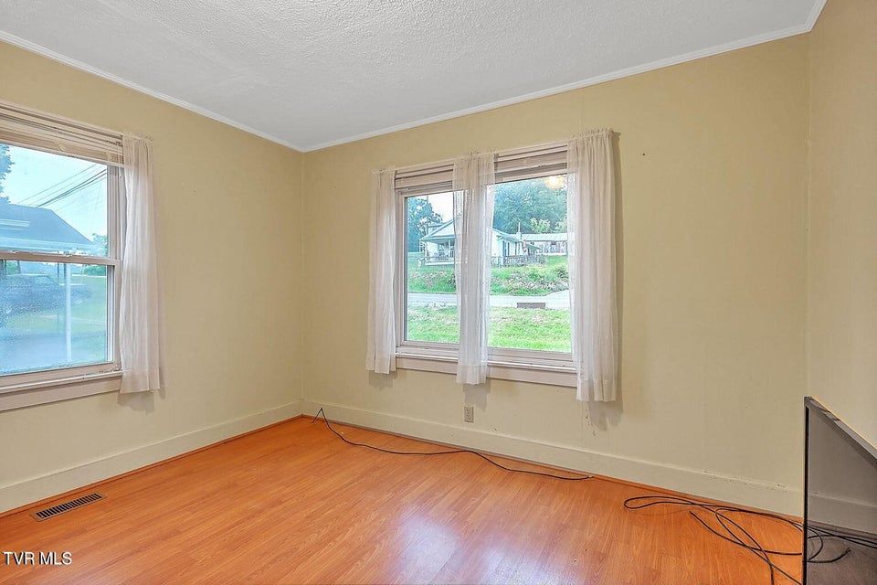 Photo #13: 208 Gravely Road