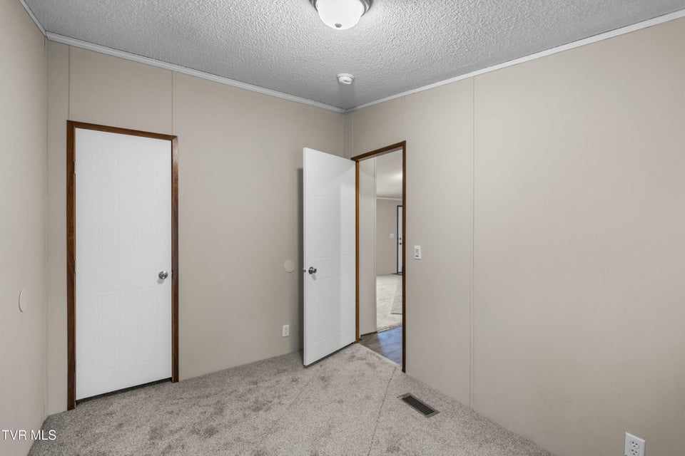 Photo #22: 323 Oak Grove Lane