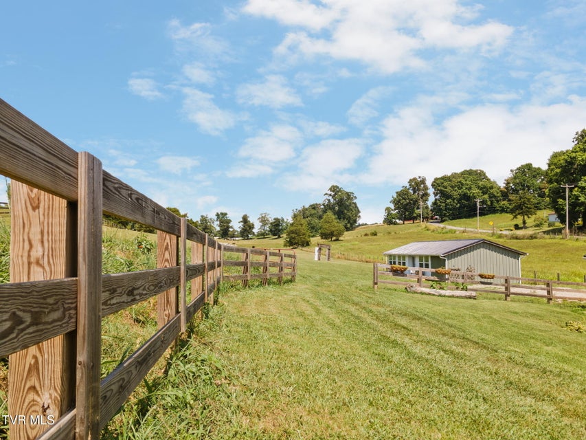 Photo #7: 3220 Knob Creek Road