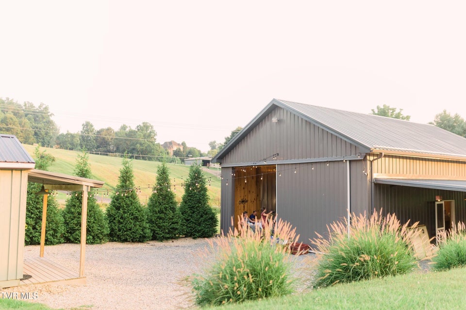 Photo #9: 3220 Knob Creek Road