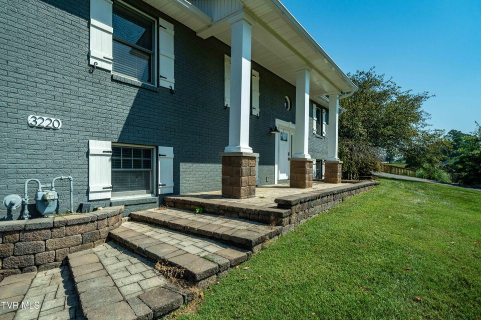 Photo #15: 3220 Knob Creek Road