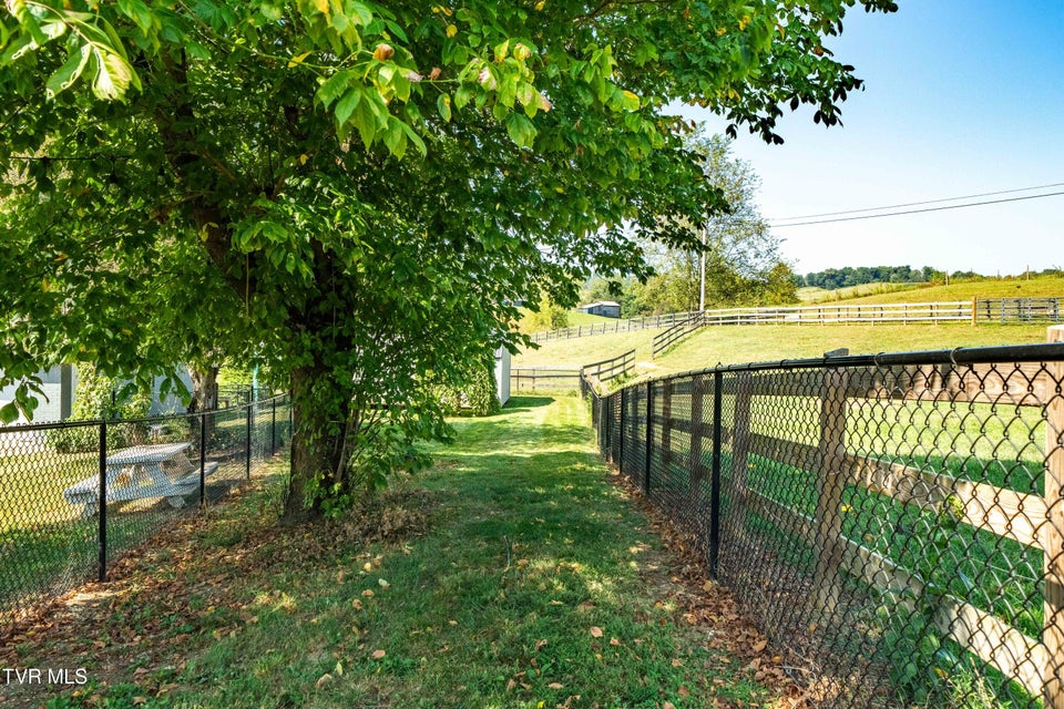 Photo #30: 3220 Knob Creek Road