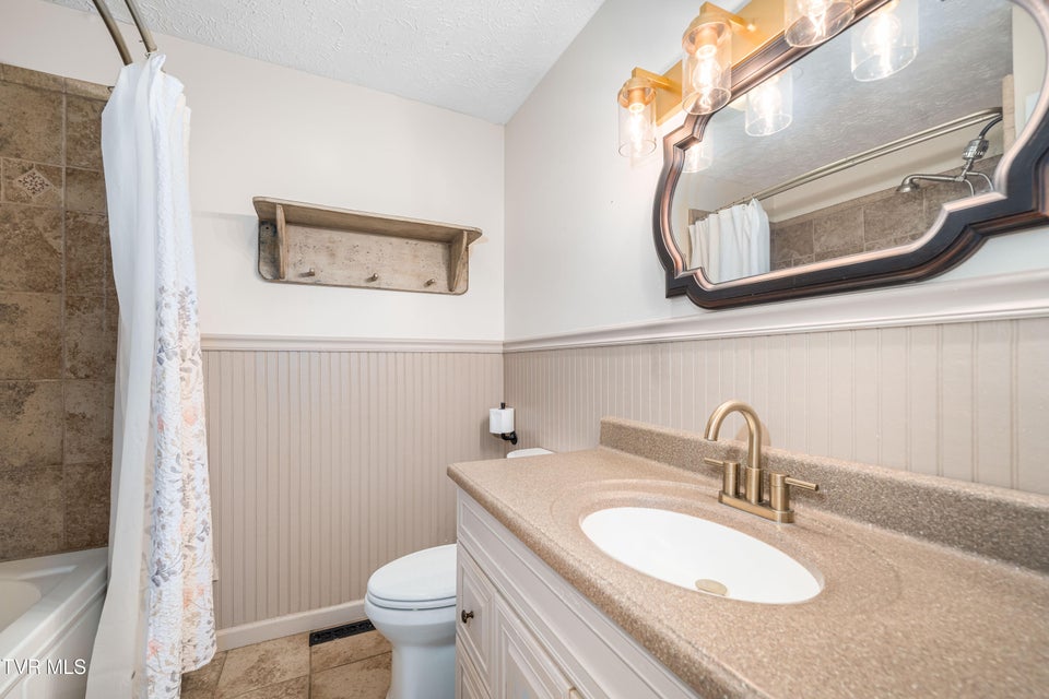 Photo #54: 3220 Knob Creek Road