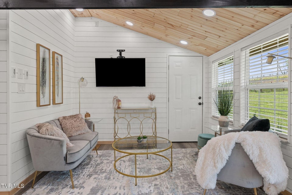 Photo #82: 3220 Knob Creek Road