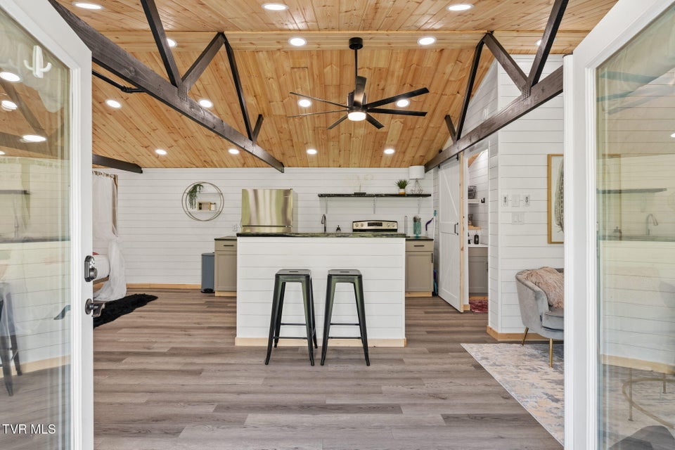 Photo #94: 3220 Knob Creek Road