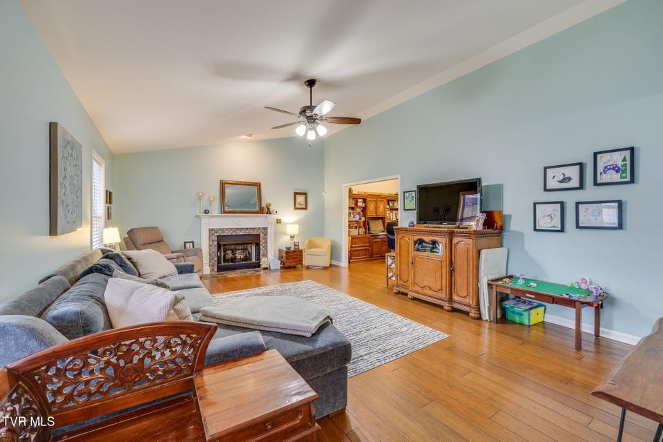 Photo #5: 11 Oyce Rowe Court