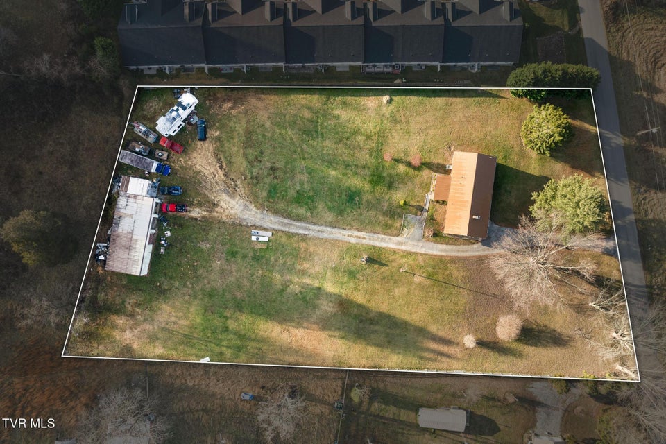 Photo #3: 118 Hilbert Circle