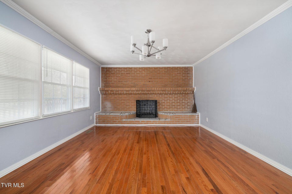 Photo #6: 118 Hilbert Circle