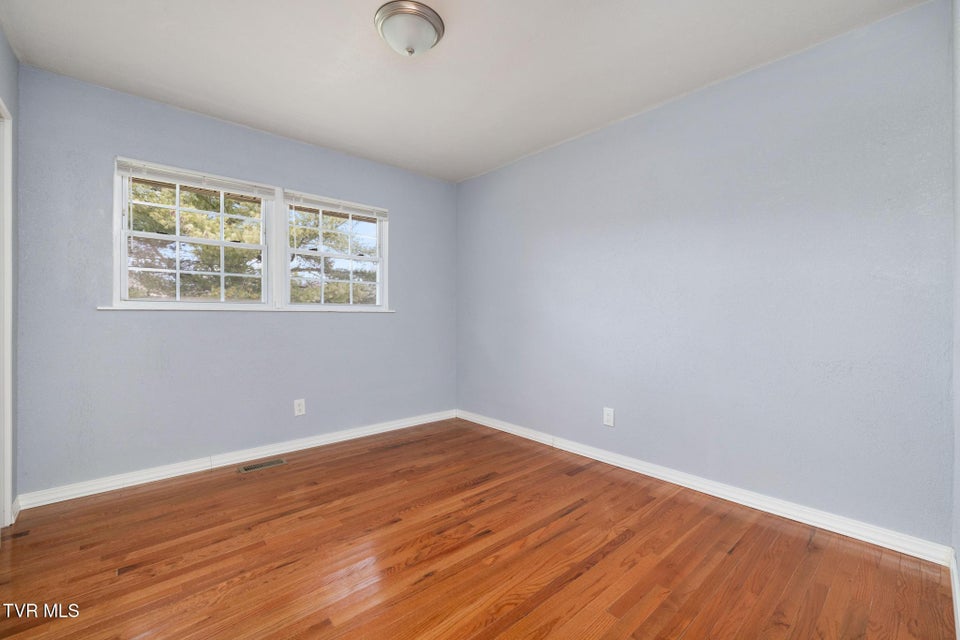 Photo #11: 118 Hilbert Circle