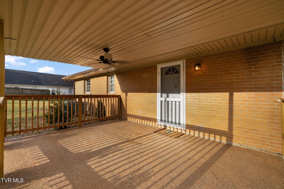 Photo #19: 118 Hilbert Circle