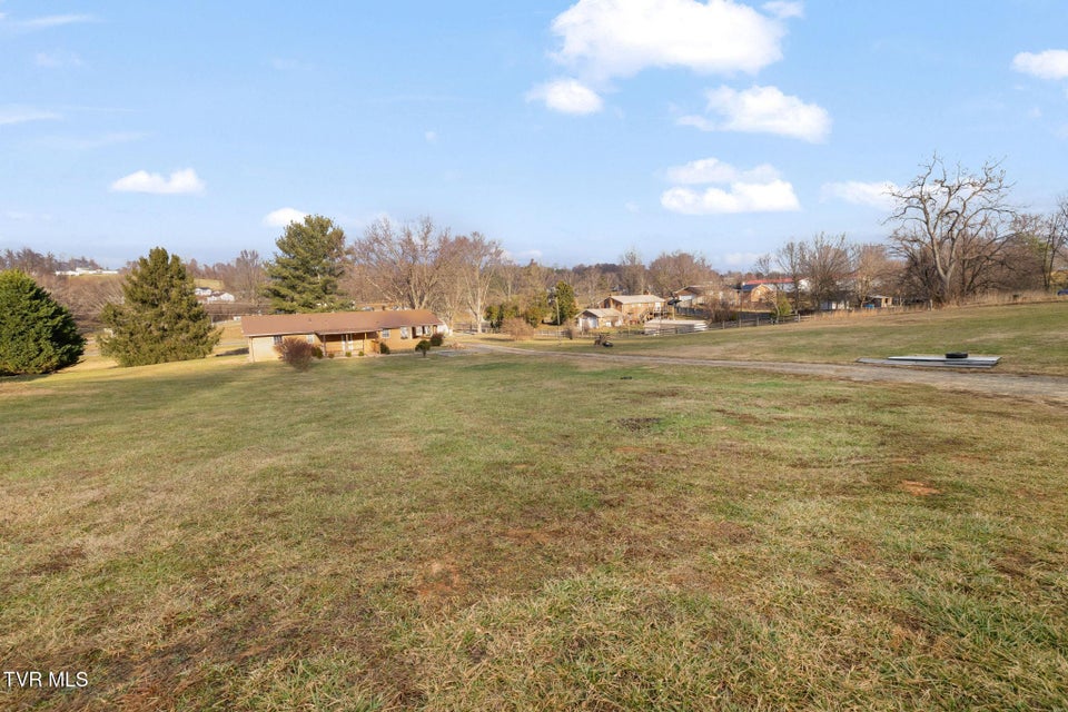 Photo #23: 118 Hilbert Circle