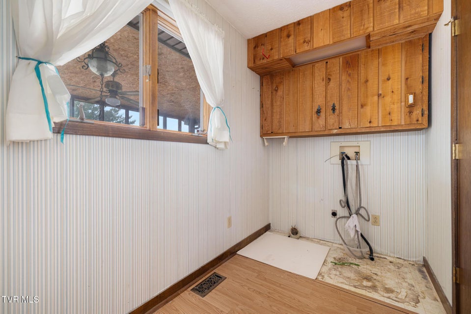 Photo #14: 2129 Welch Road