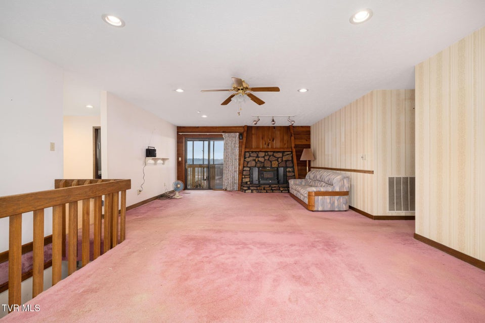 Photo #5: 2129 Welch Road