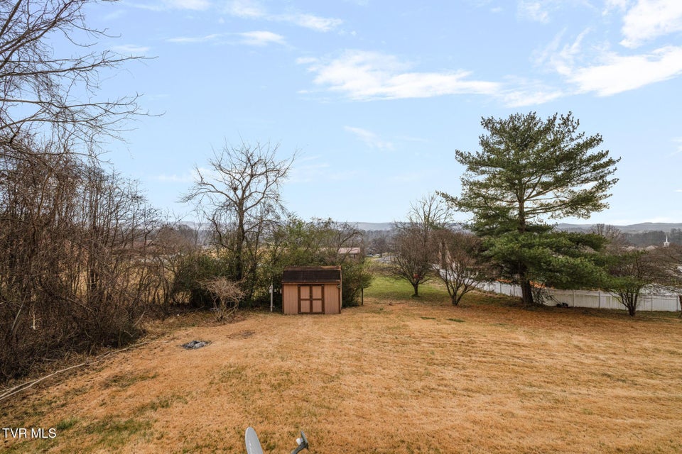 Photo #37: 2129 Welch Road