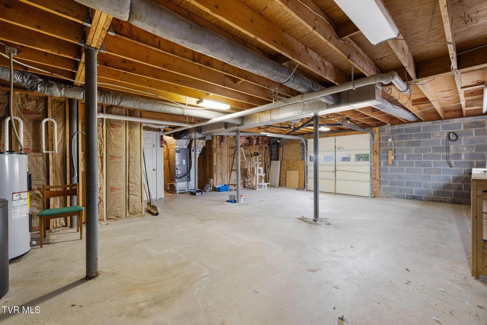 Photo #31: 2129 Welch Road